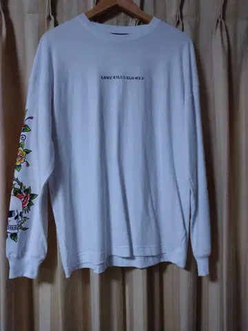 [후카세 착용] ed hardy 롱 T 셔츠 스컬 로즈