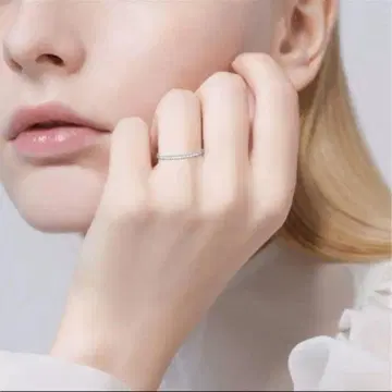 AHKAH 아카 티나 플라티나 다이아 하프 이터니티 반지