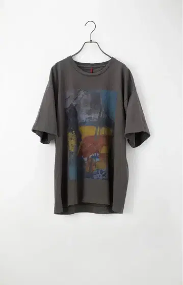 YANTOR Kashi Wall T-Shirt Charcoal 티셔츠