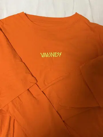 VAUNDY 라이브 롱 T