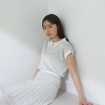 NATURAL BEAUTY BASIC 셋업 스커트 화이트 도트