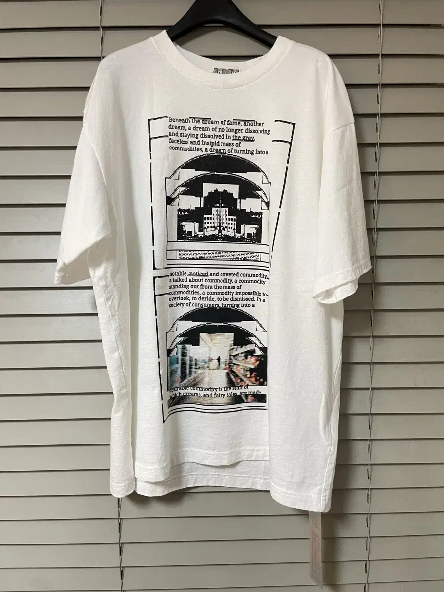 (새상품) 25SS 카브엠트 반팔티 L