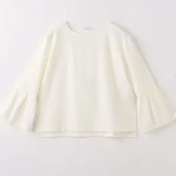 green label relaxing 턱 플레어 슬리브 풀오버