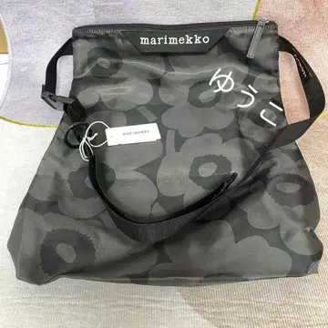Carry All Unikko 숄더백 마리메꼬/BLACK