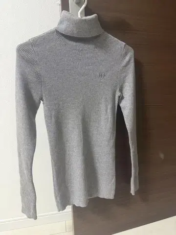 BLUE LABEL CRESTBRIDGE 터틀넥 스웨터 38