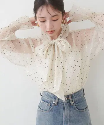 시어 보타이 블라우스