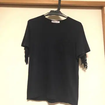 프린지 네이비 반팔 티셔츠