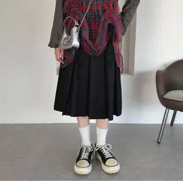 Kutir 2way 모듬 미디 플리츠 스커트 블랙 M