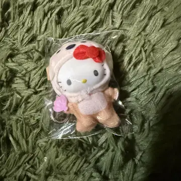 치비토모 미즈노 이키모노 헬로키티