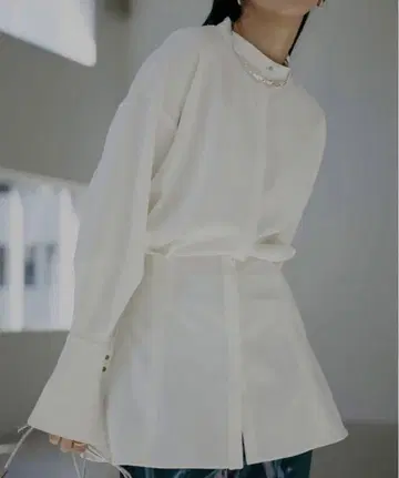아멜리 언드 웨스트 블로싱 블라우스