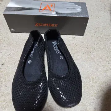 아르코페디코 경량 플랫 슈즈 블랙