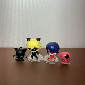 미라큘러스 피규어 세트