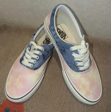 새상품급 Vans 밴스 핑크 파랑 그라데이션 스니커즈 25cm