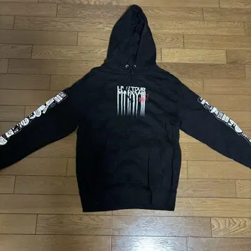 라이브 투어 2018 블랙 후드티