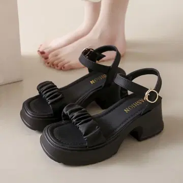 통굽 샌들 23.5cm 블랙 Miniministore
