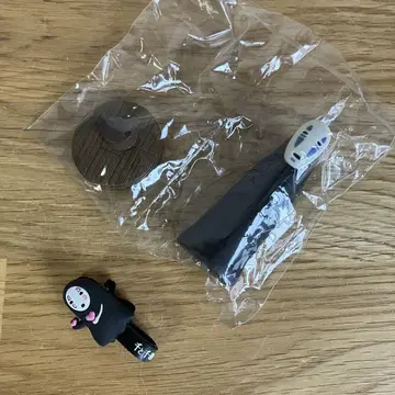 센과 치히로의 행방불명 카오나시 피규어 케이블 클립