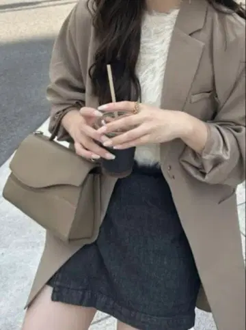 젬일 gemeil 2WAY 웨이브 플랩 백 브라운