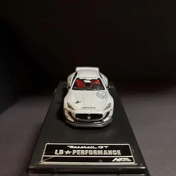 LBWK 1/64 미니카 마세라티 GT MINI GT 구하기 어려운 상품