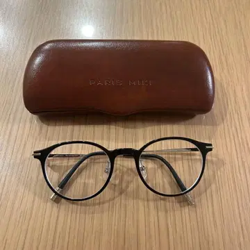 PARIS MIKI 블랙 라운드 안경