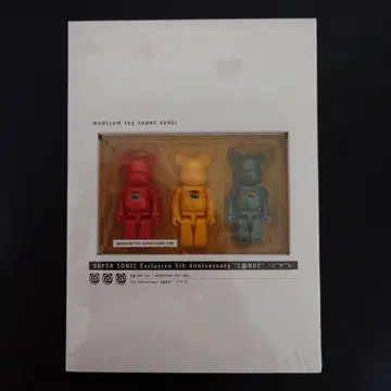 베어브릭 한정판 C@NDY 3개 세트