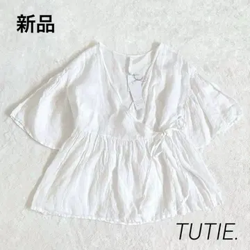 새상품 TUTIE. 린넨 카슈쿨 블라우스