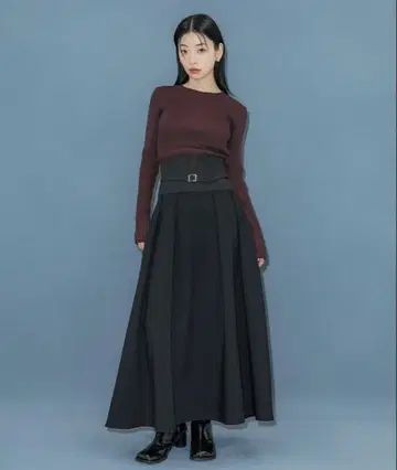 유나이티드 도쿄 풀 플레어 도킹 스커트