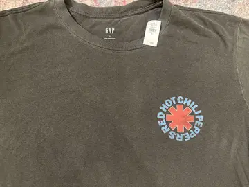 미사용, 택 포함, GAP RED HOT CHILI PEPPERS 티셔츠