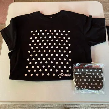 나리타 쇼지 도트 티셔츠(XL)&파우치