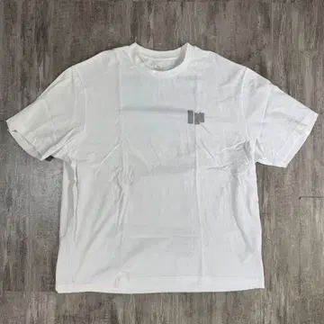 On Studio Graphic T 온 그래픽 T