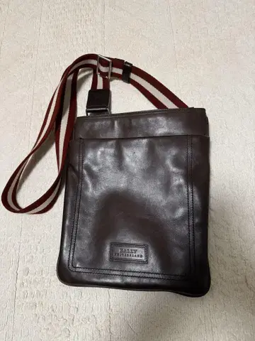 BALLY 숄더백