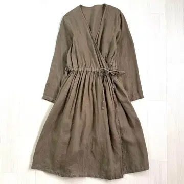 새상품급 네스트로브 카슈쿨 롱 가운 원피스 카키