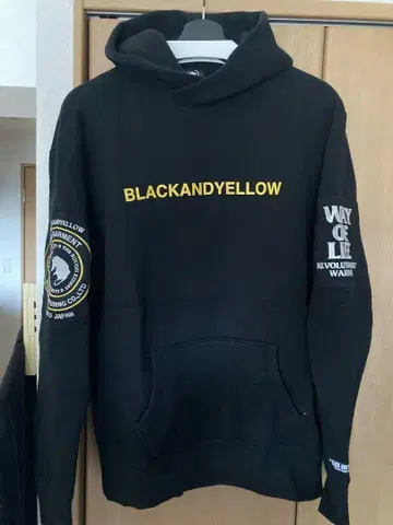 랏츠 후드티