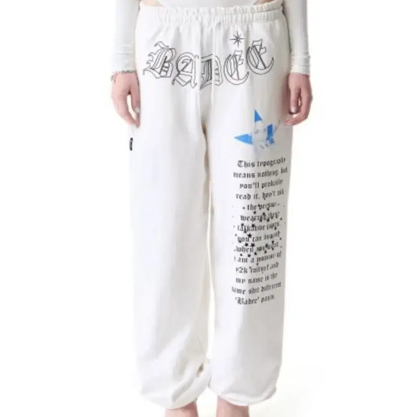 韓国 人気[PLEASENOFOLLOW]KOZI HEAVYWEIGHTT BACK LOGO JOGGER 플노팔 kozi heavyweight back logo jogger | 후루츠패밀리
