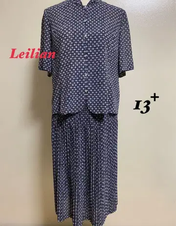 Leilian 네이비 꽃무늬 셋업 스커트 수트
