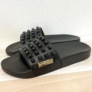 거의 새상품 멘기 스터드 샌들 블랙 사이즈 25.5cm y2k