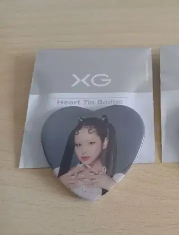 XG 치사 하비 캔뱃지 IS THIS LOVE