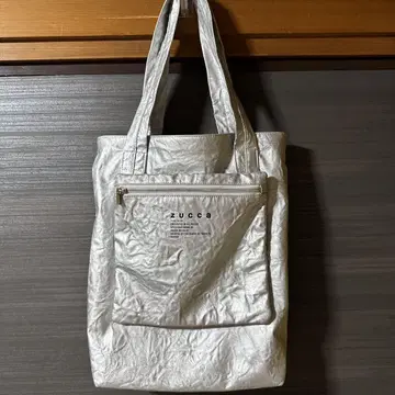 새상품급! zucca 실버 토트백