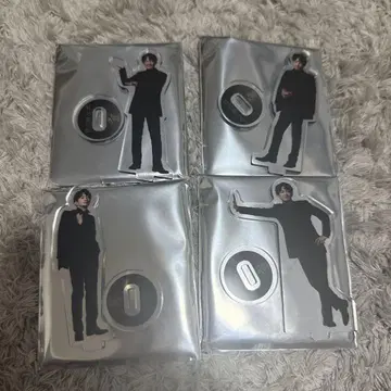 쓰다 켄지로 30주년 기념 아크릴 스탠드 4종 세트