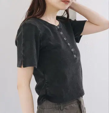 Kastane 피그먼트 헨리 티 블랙 XS