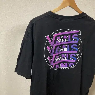 VANS 반스 그래픽 프린트 티셔츠 블랙