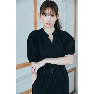 헤르립토 / 볼륨 소매 벨트 장식 점프수트