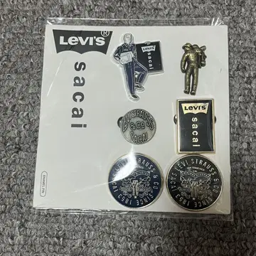 Sacai x Levis 아오야마점 한정판 핀즈 골드