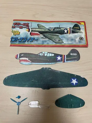 소프트 글라이더 '커티스 P-40K 워 호크' 샤크 마우스 모델