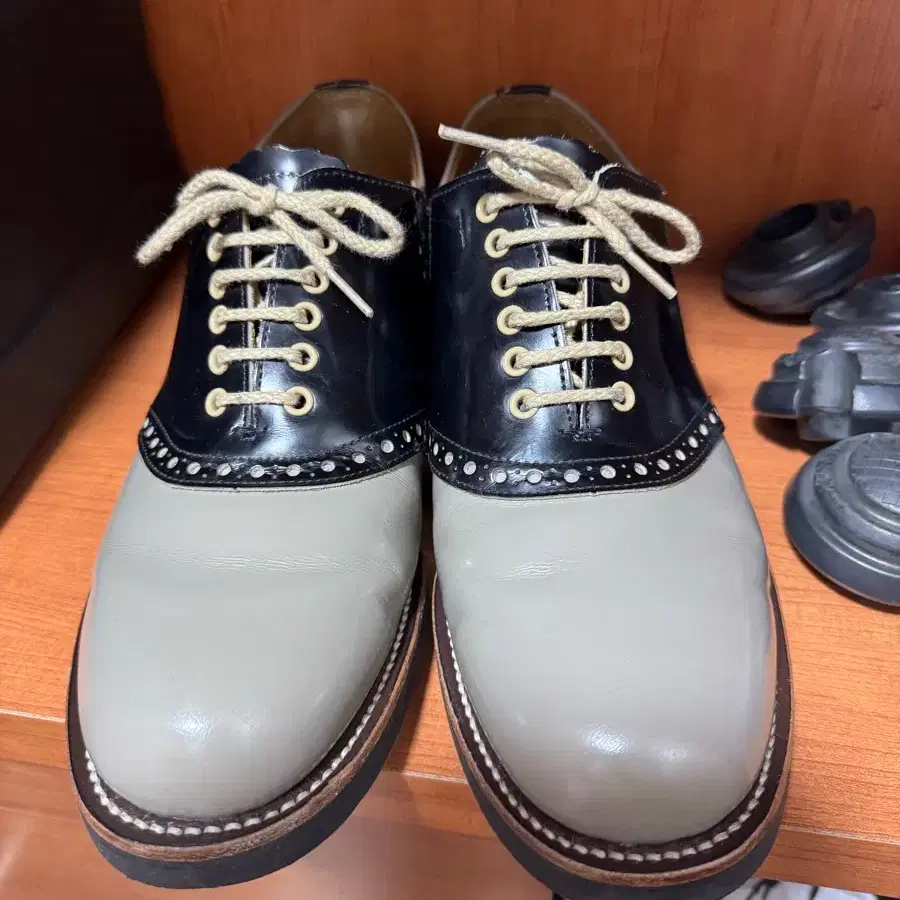Regal x Glad Hand Saddle Shoes 9E 270~275 #알든,#리갈,#글래드핸드,#새들슈즈,#더비슈즈 on  Bunjang Global Site.