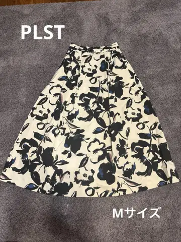 PLST 턱 플레어 스커트