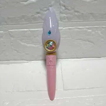 넓게 펼쳐지는 스카이 프리큐어 신비한 미라지 펜 볼펜