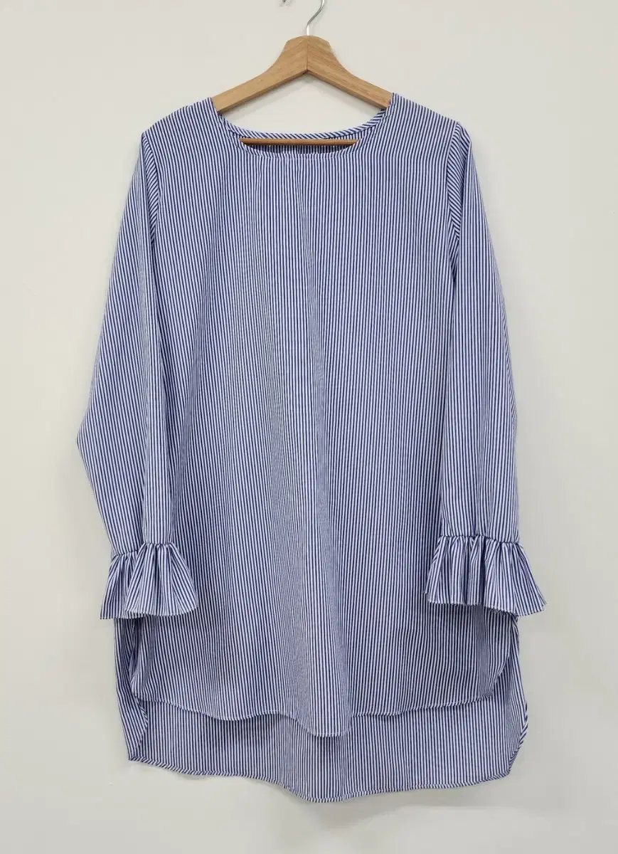 Soloist Oversized Blouse (F)