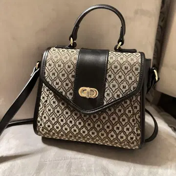 MOUSSY 숄더백