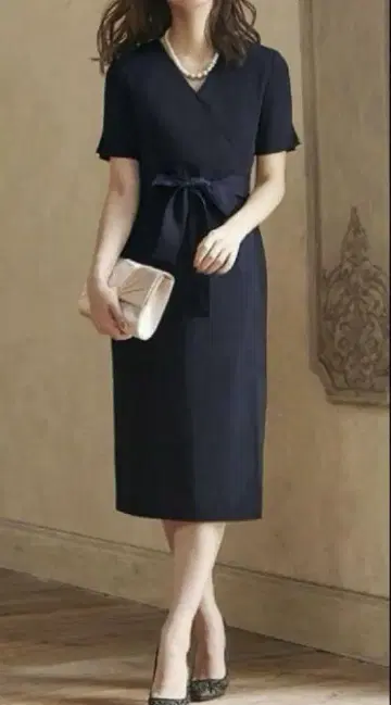 RUIRUE BOUTIQUE V넥 카슈쿨 원피스 네이비