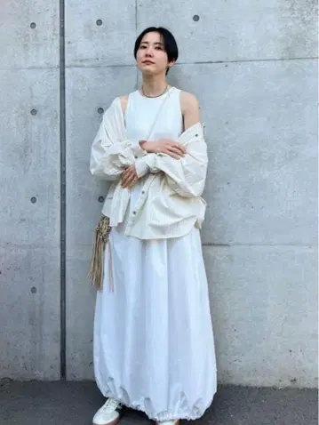 emmi atelier 에미 아틀리에 니트 도킹 드로스트 원피스